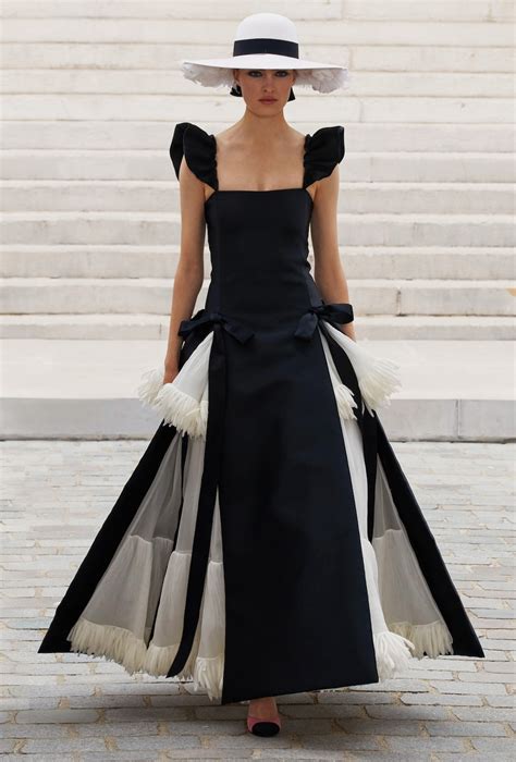 haut chanel femme|chanel haute couture show.